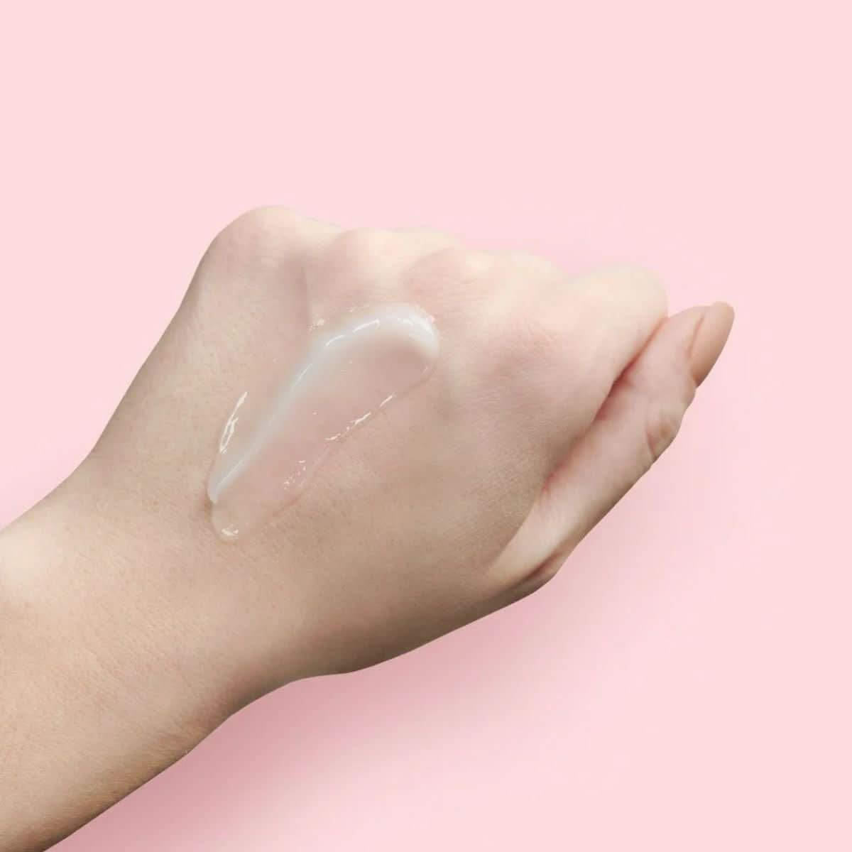 HANSKIN Real Complexion Hyaluron Moisture Cream Korean Skincare | VELVET GLOW