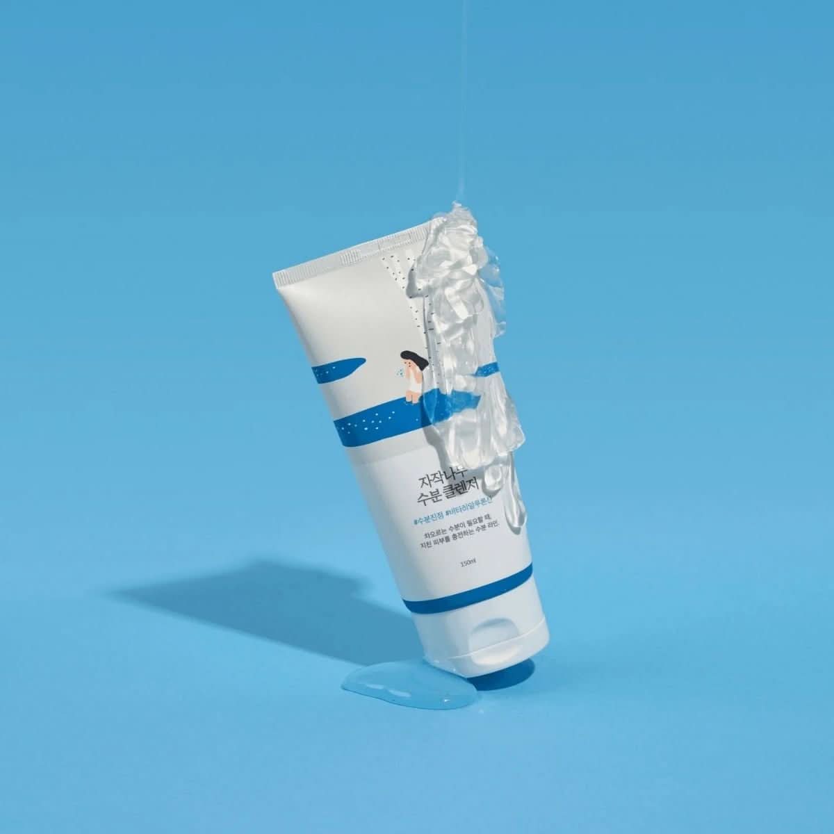 Round Lab Birch Juice Moisturizing Cleanser Korean Skincare | VELVET GLOW