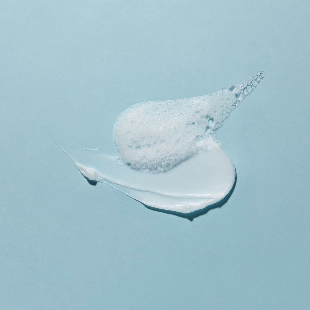 Torriden DIVE - IN Low Molecular Hyaluronic Acid Cleansing Foam Korean Skincare | VELVET GLOW